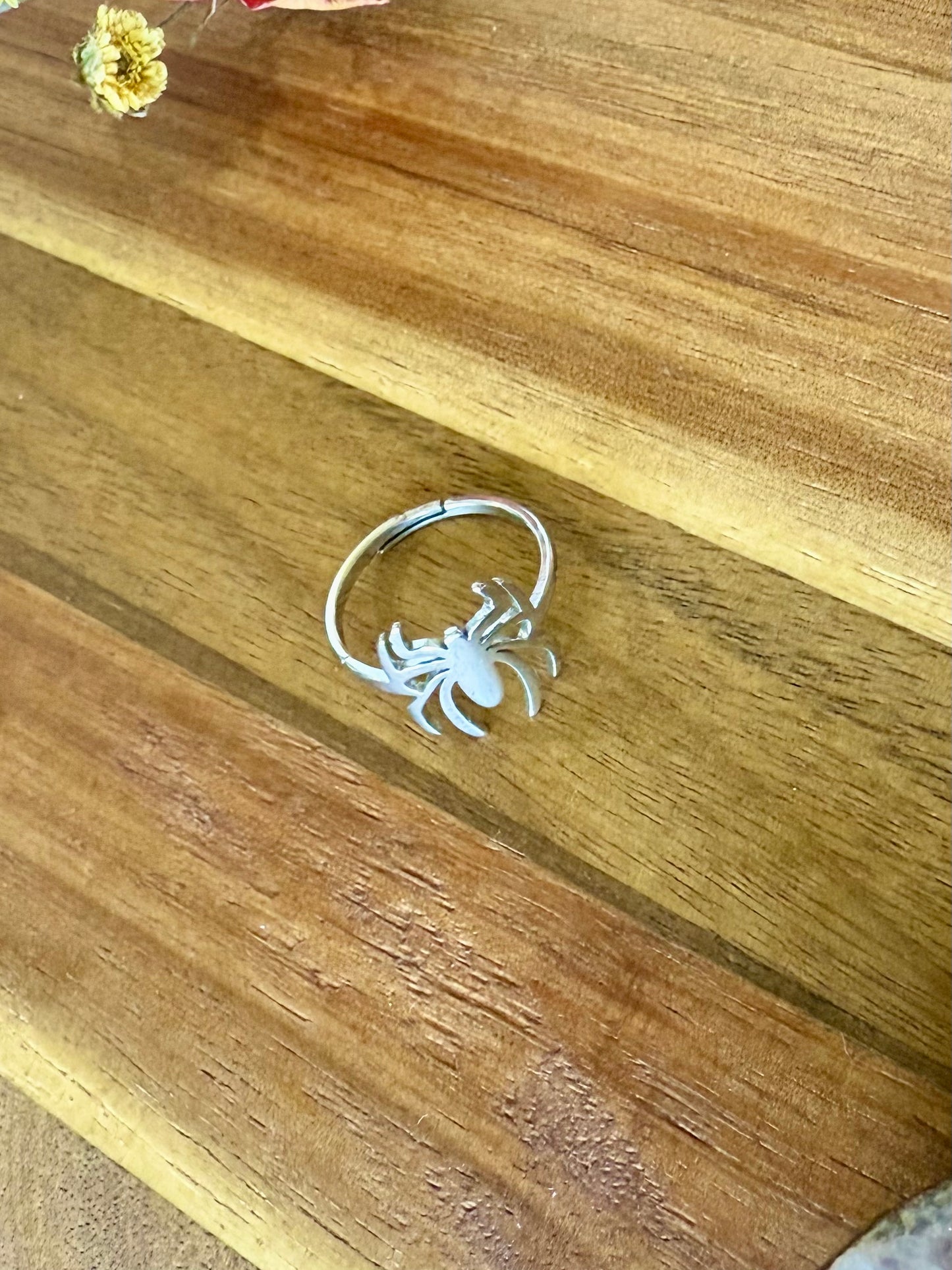 Spider Adjustable Ring