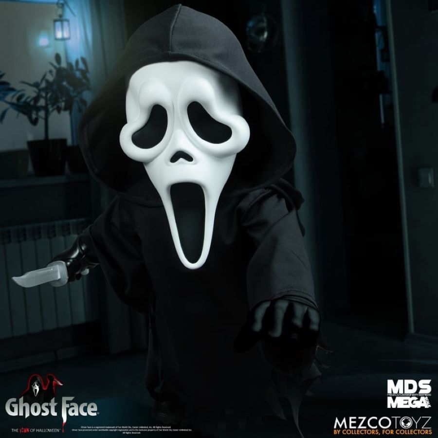 Scream - Ghostface 15" Mega Scale Figure