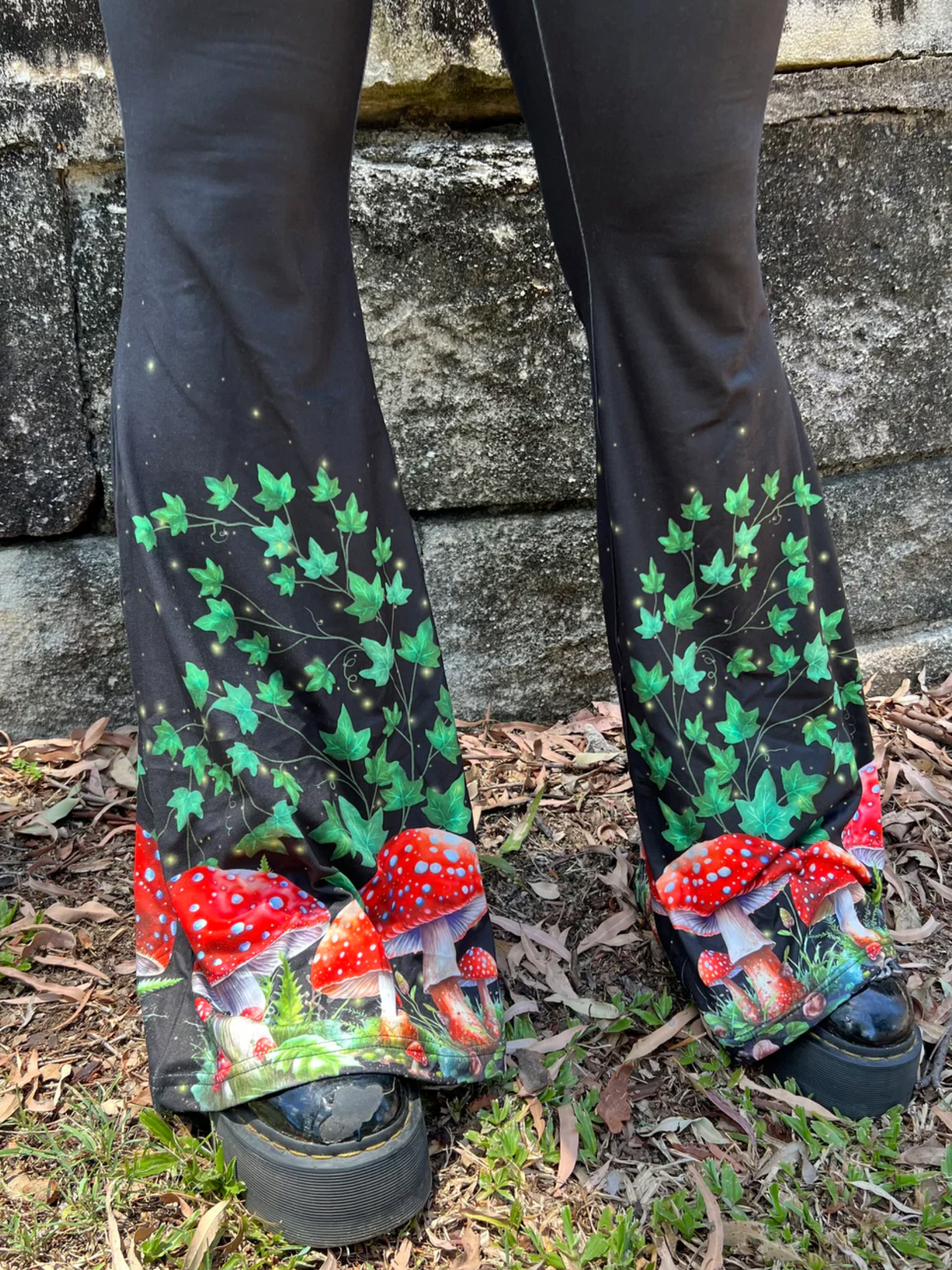 DON'T EAT IT - toadstool and poison ivy High waist flares
