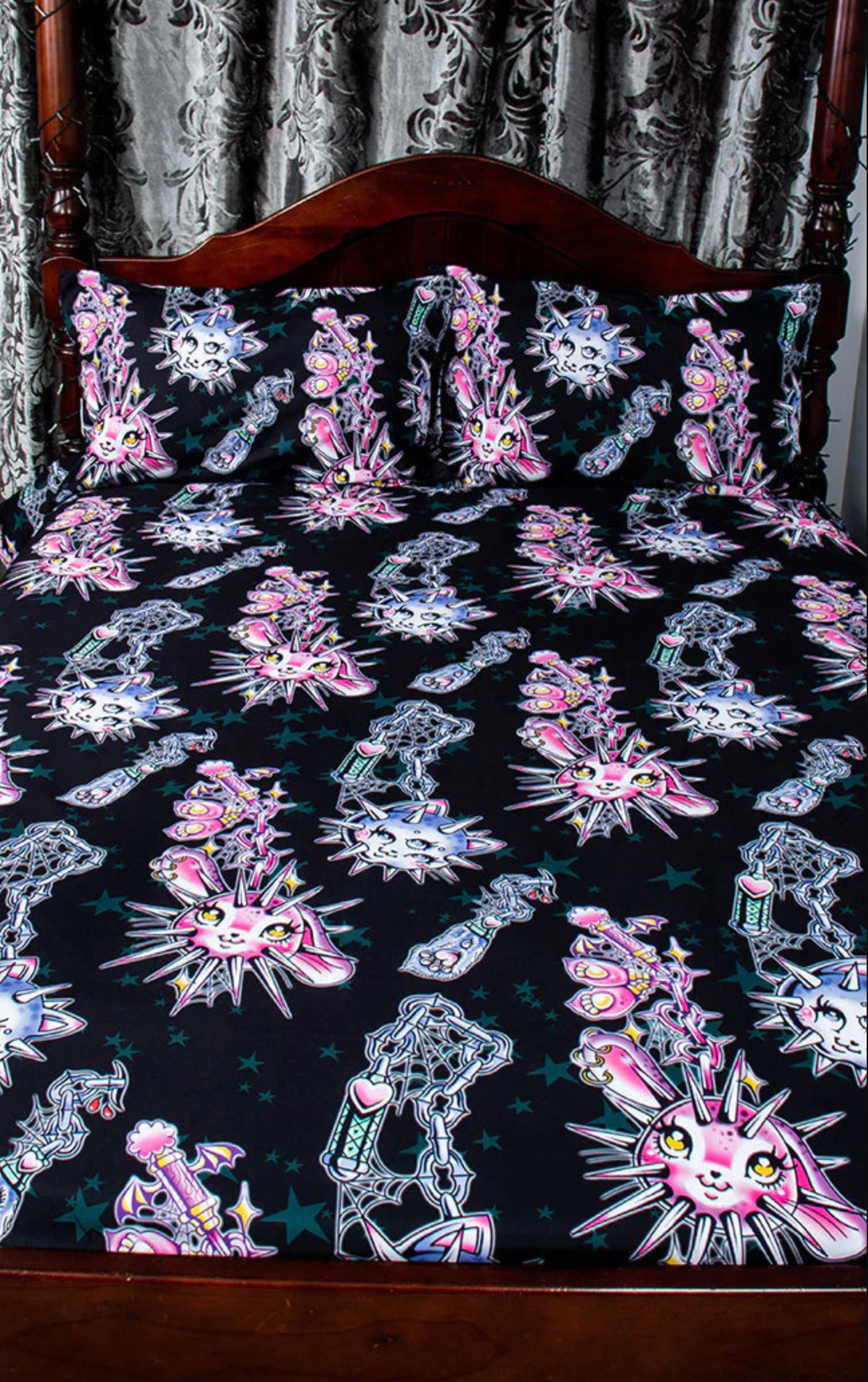 CREEPY CUTIE Quilt Cover Set & Pillowcases