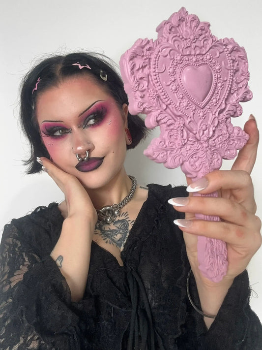 VANITY ROSA ROUGE - Heart Shaped Mirror