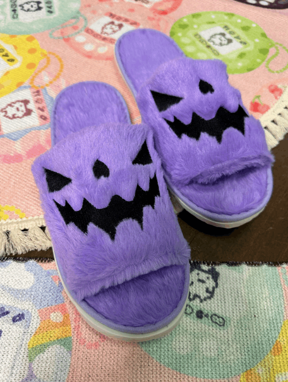 LAVENDER JACKOLANTERN - halloween pumpkin house slippers