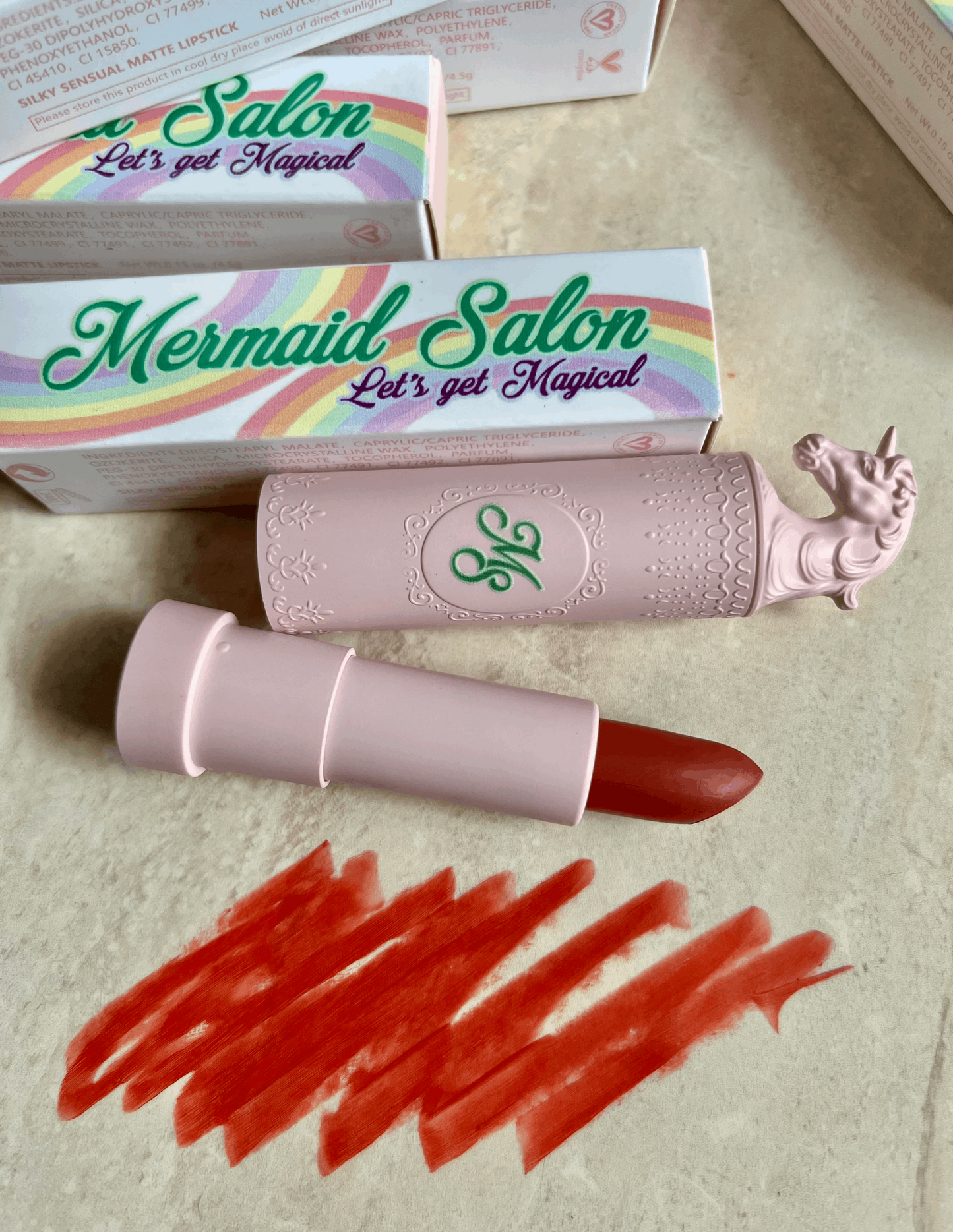 FOXES WEDDING - Traditional Cream Velvet lipstick