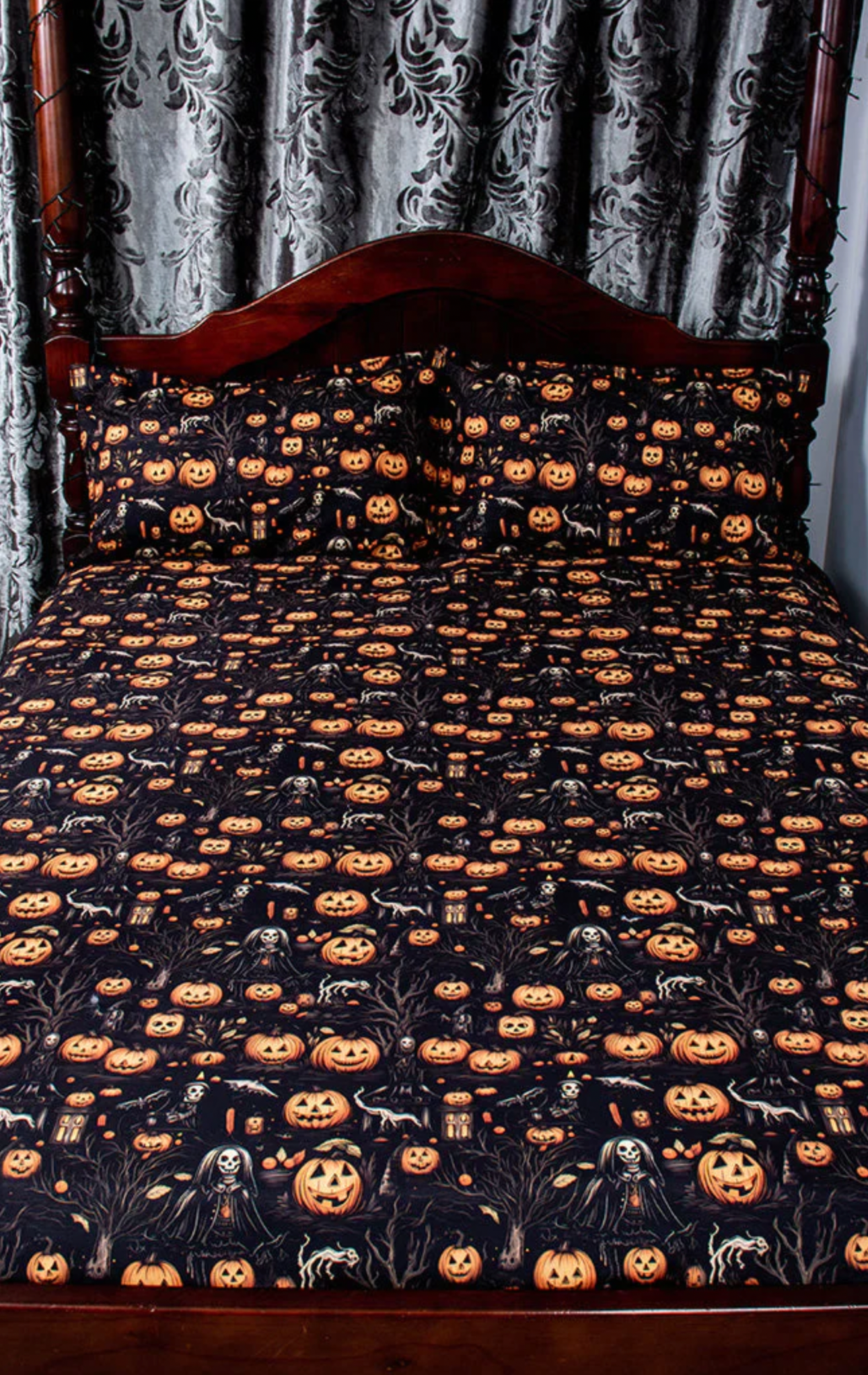 HALLOWEENTOWN Quilt Cover Set & Pillowcases