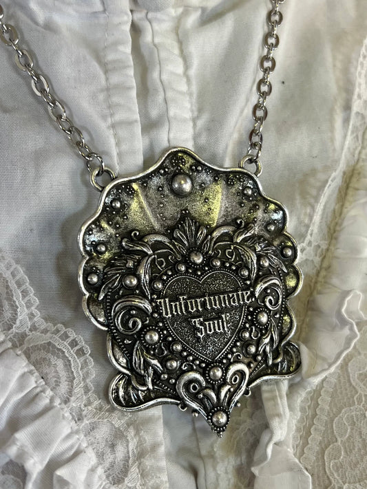 UNFORTUNATE SOUL - Mother of Hades Cast Necklace