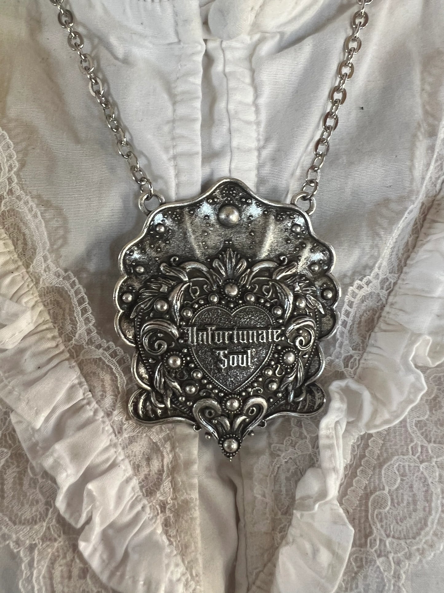 UNFORTUNATE SOUL - Mother of Hades Cast Necklace